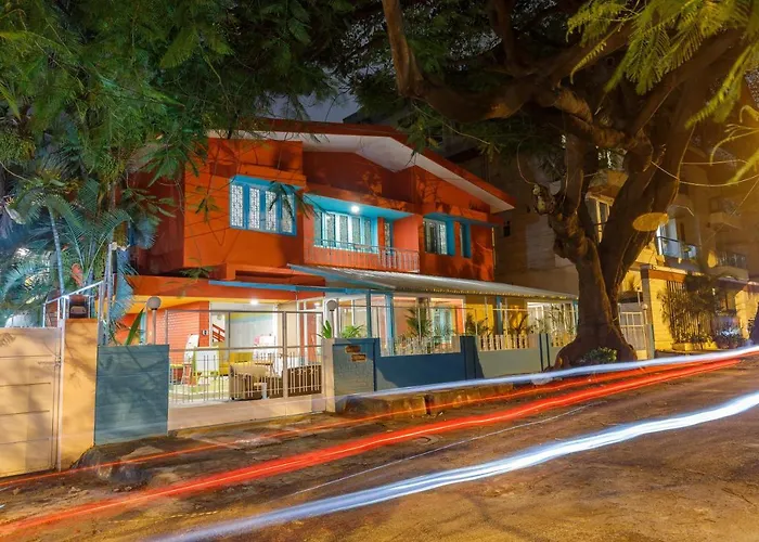 Locul Midtown-Indiranagar Hostel Bangalore